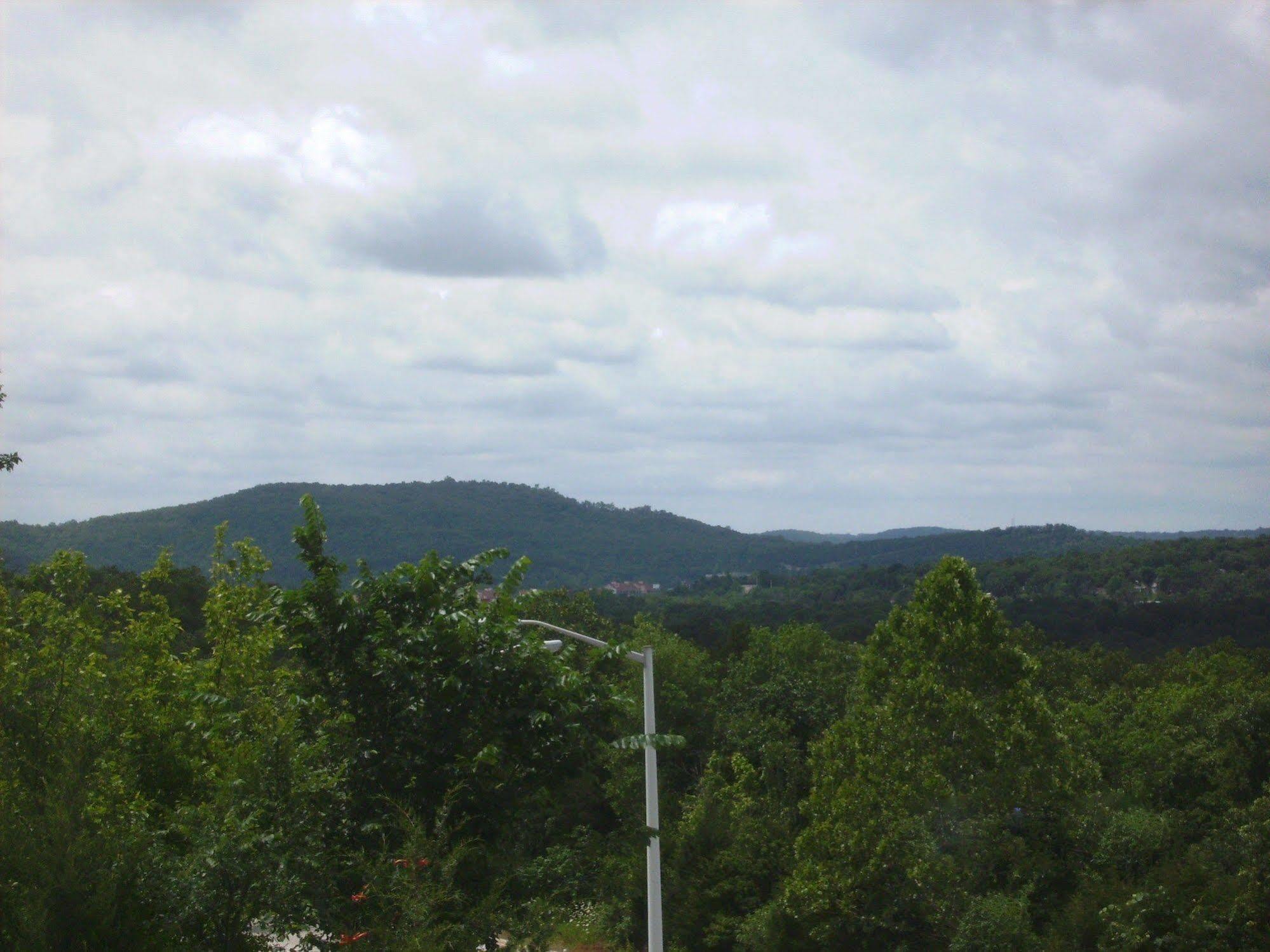 All American Inn & Suites Branson Bagian luar foto