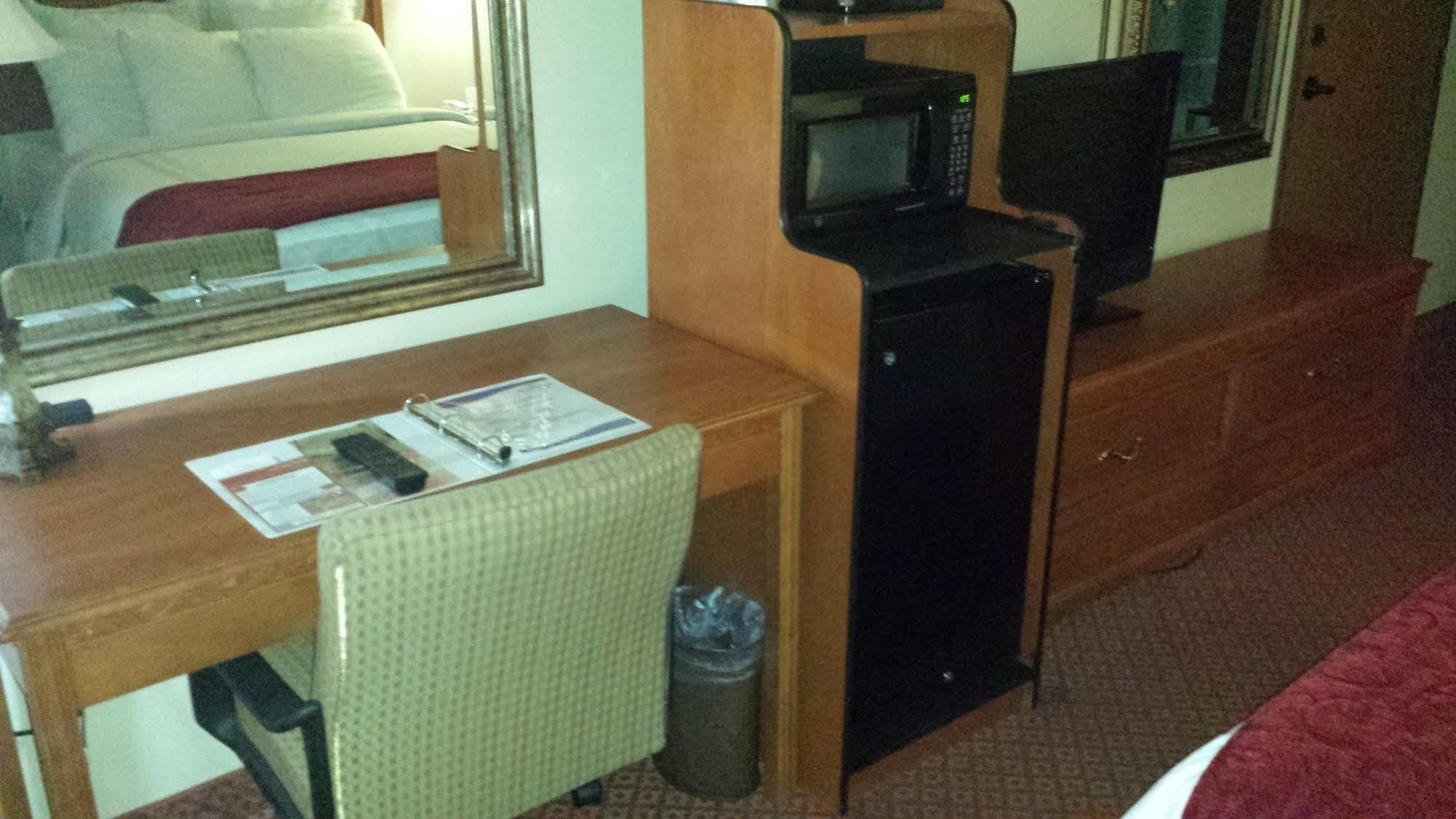 All American Inn & Suites Branson Bagian luar foto