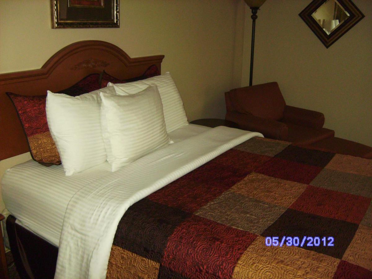 All American Inn & Suites Branson Bagian luar foto